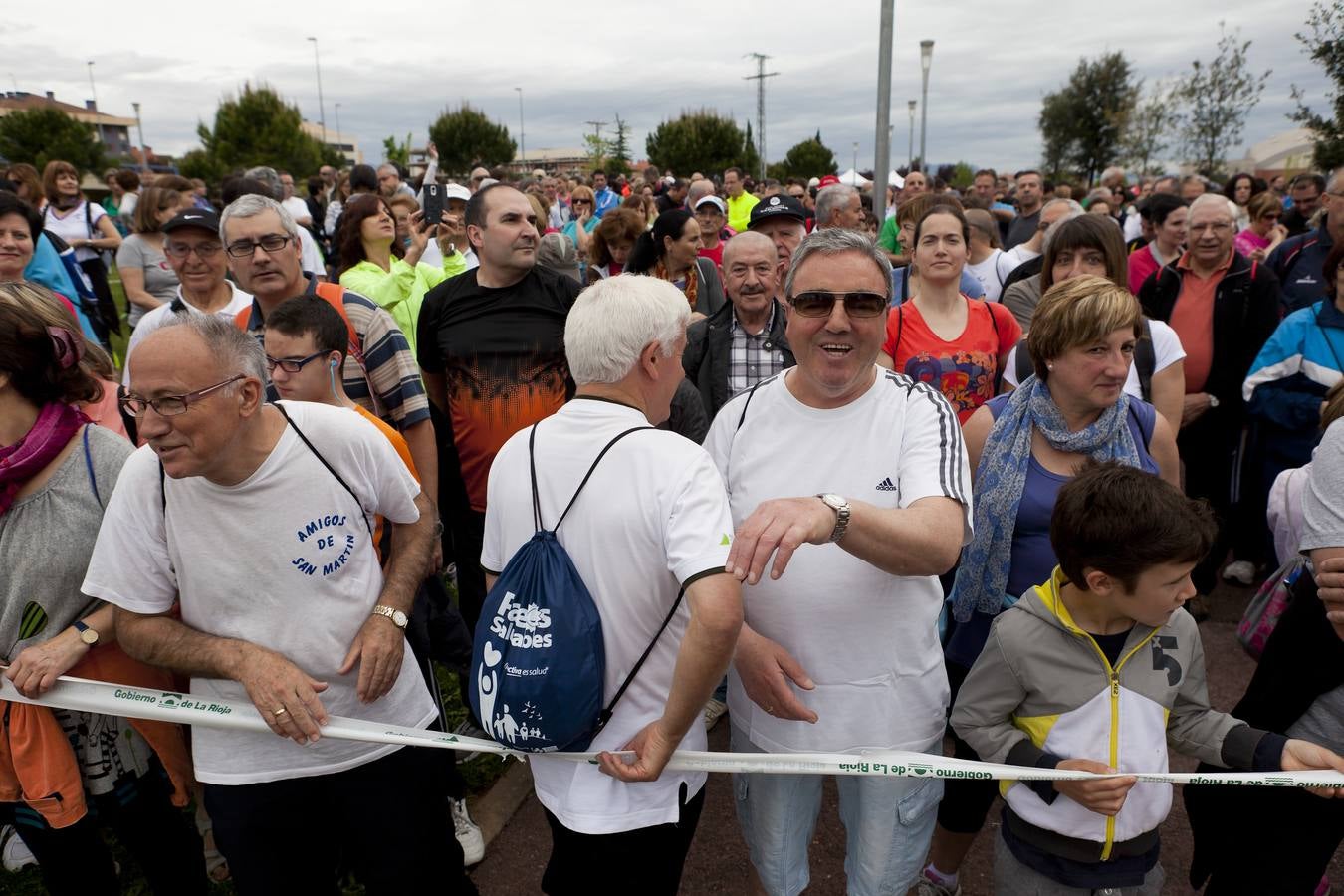 Unas 1.300 personas participan en el Paseo Saludable