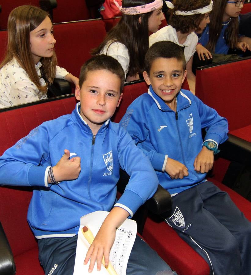Festival homenaje a los abuelos en las Aulas de la Tercera Edad