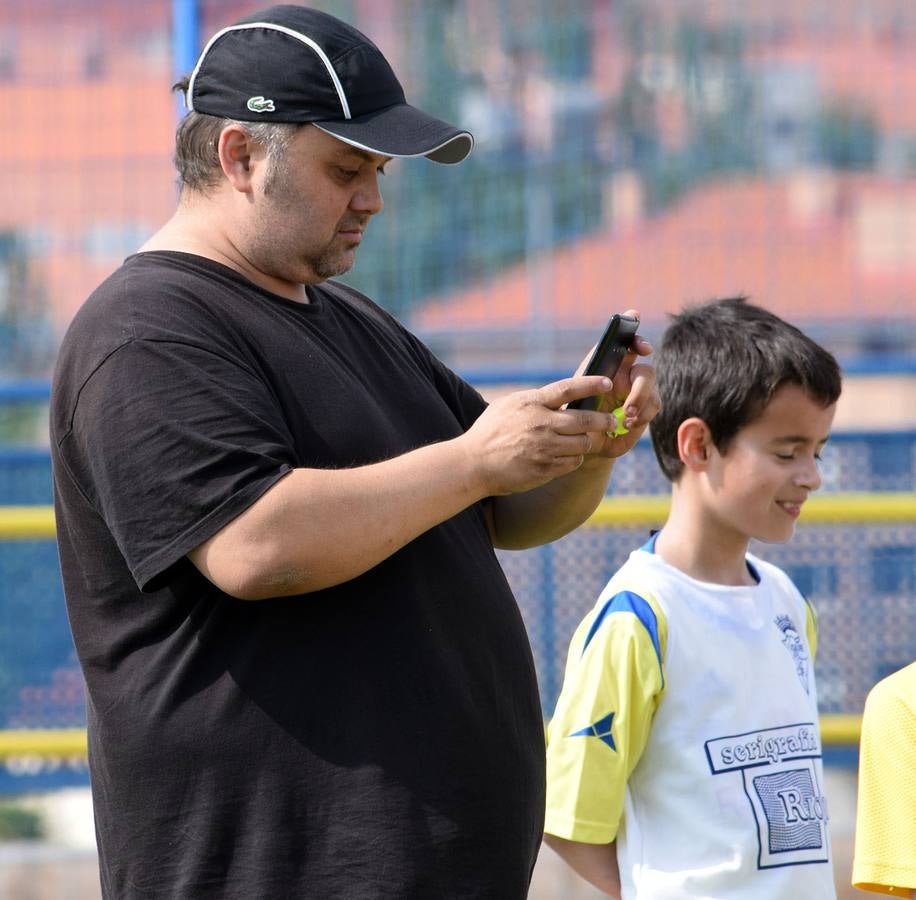 Primera jornada en El Salvador del Torneo de fútbol 8 del Yagüe