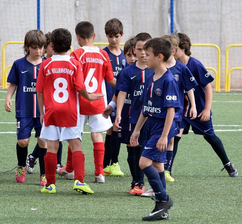 Primera jornada en El Salvador del Torneo de fútbol 8 del Yagüe