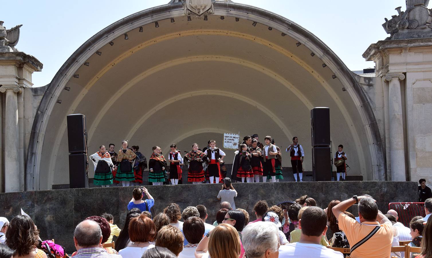 Festival floclórico infantil en El Espolón