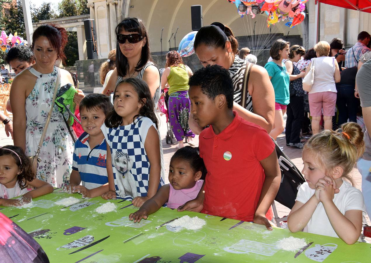 Festival floclórico infantil en El Espolón