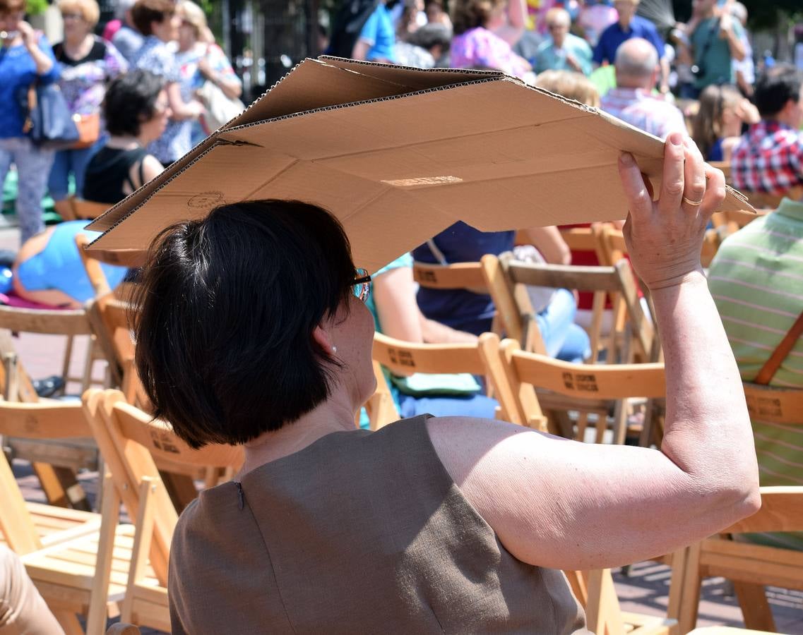 Festival floclórico infantil en El Espolón