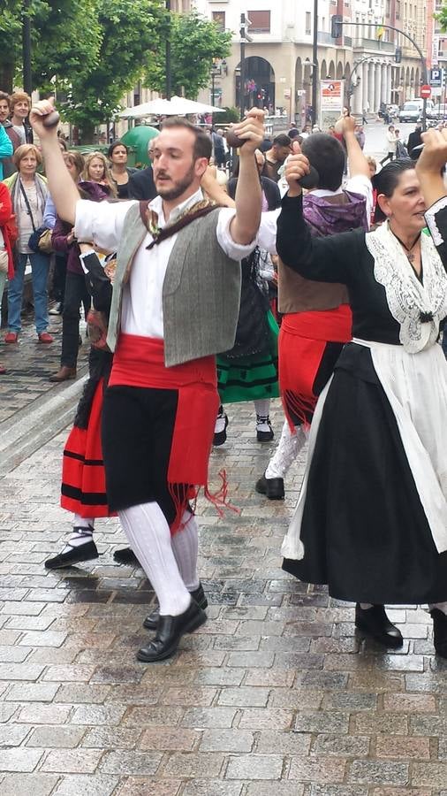 Danzas en Bretón por San Bernabé