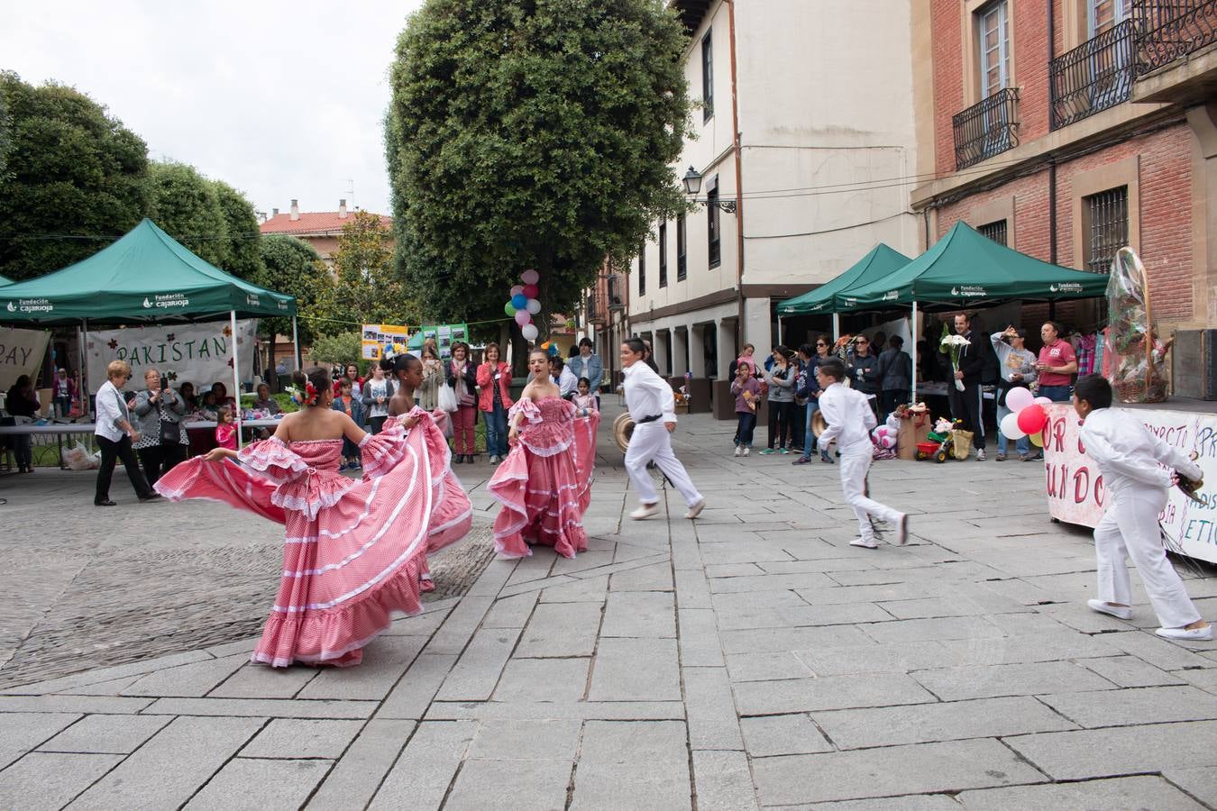 Mercado solidario en Santo Domingo