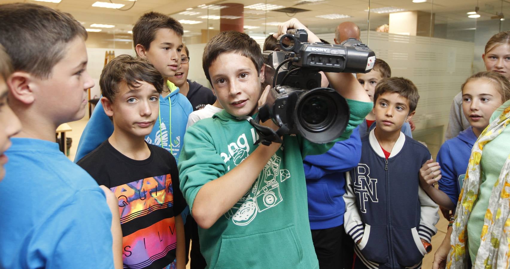 Los alumnos de 6º A del Colegio Las Gaunas de Logroño visita la multimedia de Diario LA RIOJA