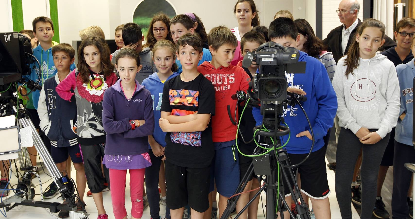 Los alumnos de 6º A del Colegio Las Gaunas de Logroño visita la multimedia de Diario LA RIOJA