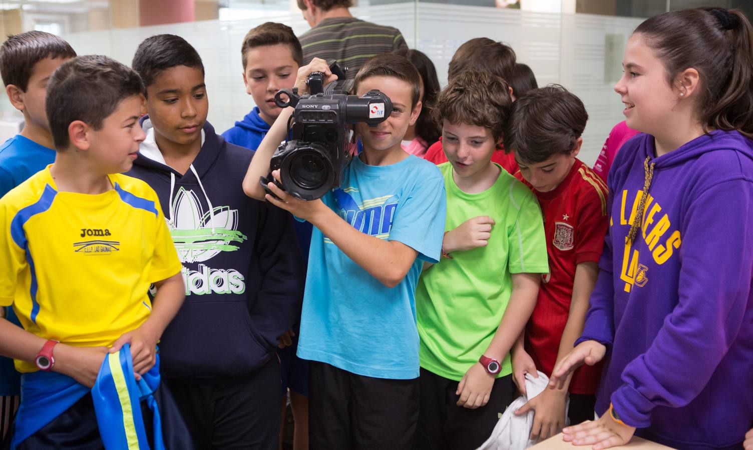 Los alumnos de 6º B del colegio Las Gaunas de Logroño visitan la multimedia de Diario LA RIOJA