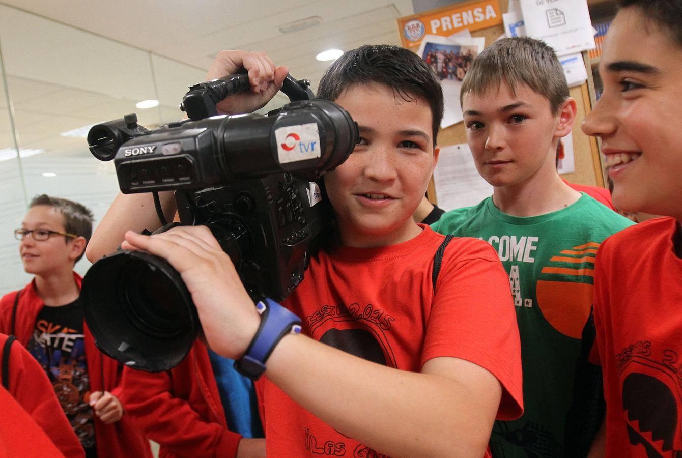 Los alumnos de 6 º C del Colegio Las Gaunas de Logroño visitan la multimedia de Diario LA RIOJA
