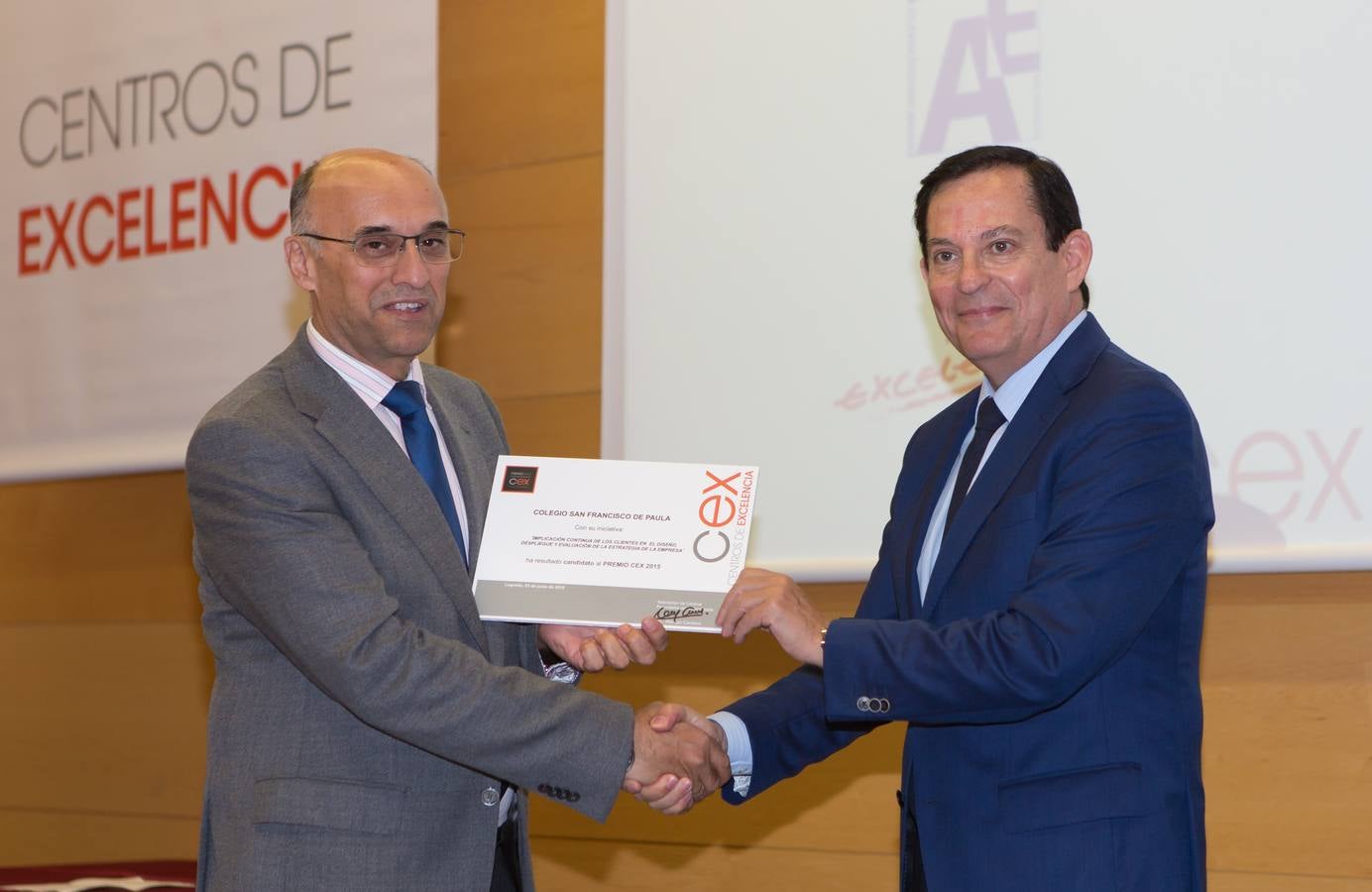 Entrega de premios nacionales CEX en el Riojaforum