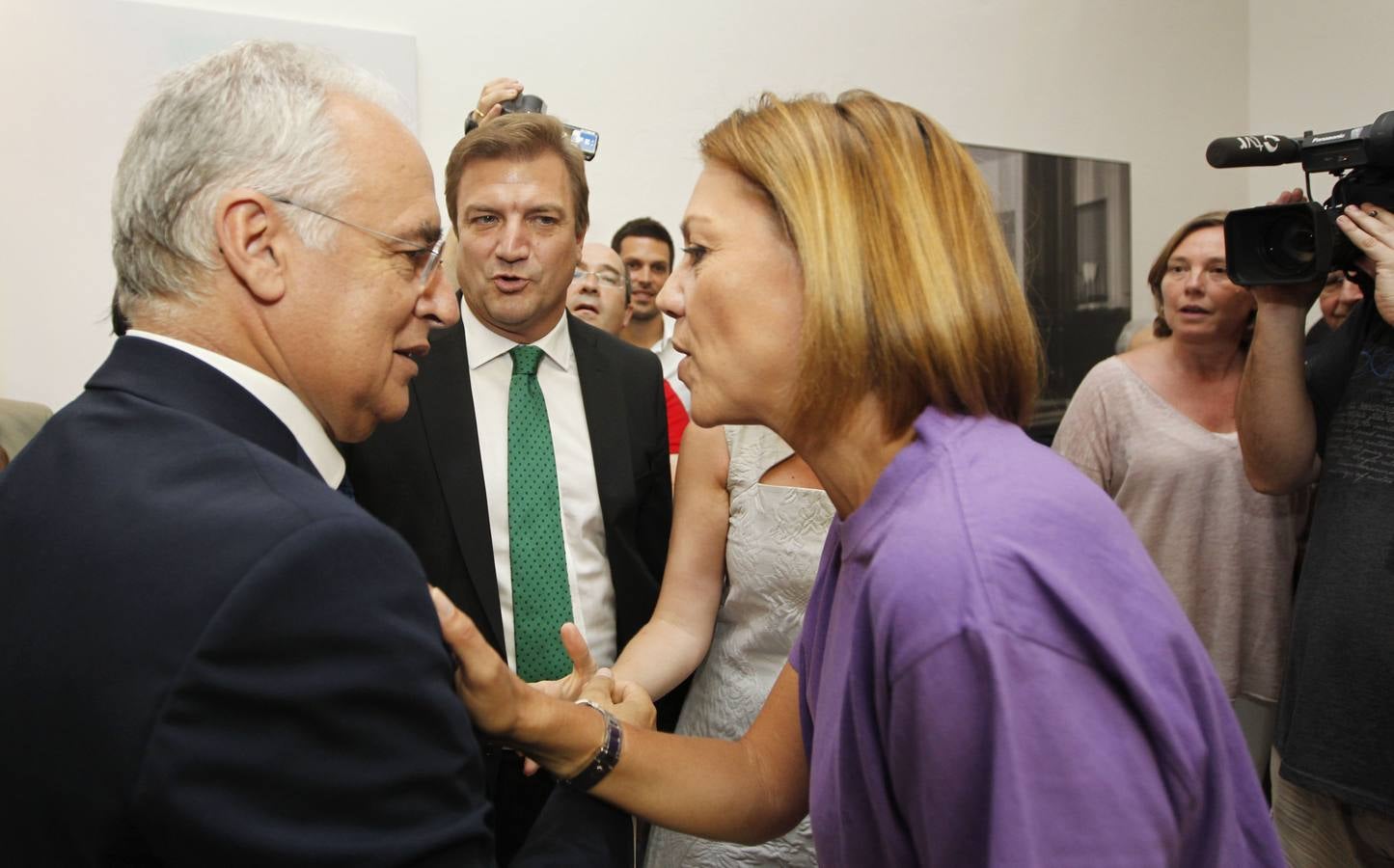 Un día histórico en el Parlamento riojano