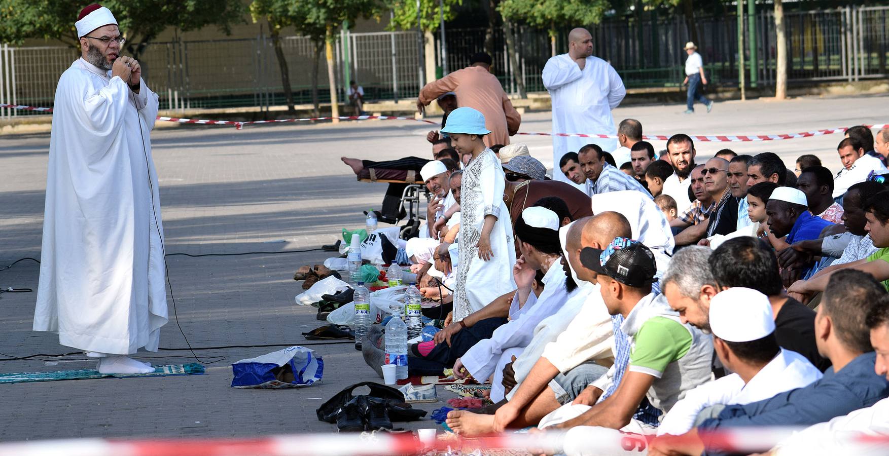 La federación islámica celebra la oración del FITR, final del Ramadán