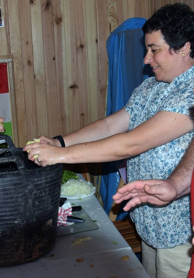 Fiesta de la espuma en El Cortijo