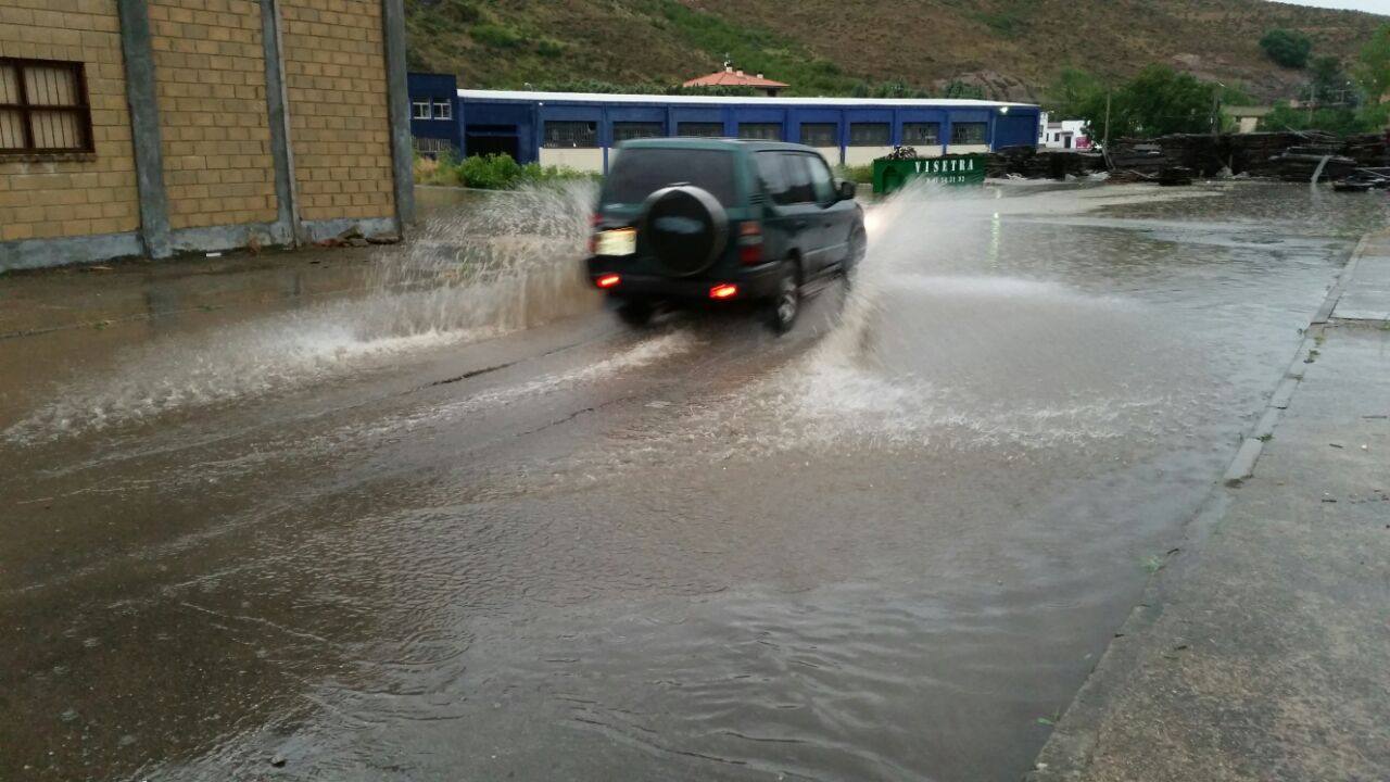 Daños en empresas en Ezcaray