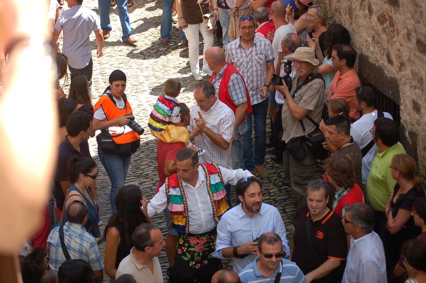 Los danzadores cumplieron con la santa