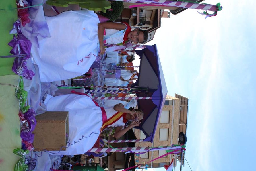 Desfile de carrozas en Rincón de Soto (I)