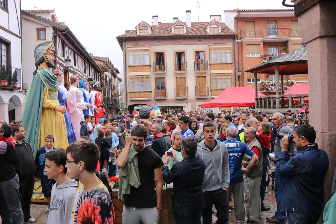 Primer día de fiestas de San Lorenzo en Ezcaray