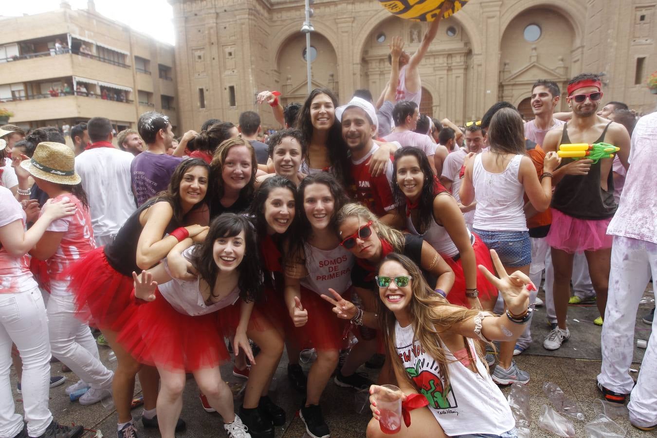 El chupinazo desata la fiesta en Alfaro