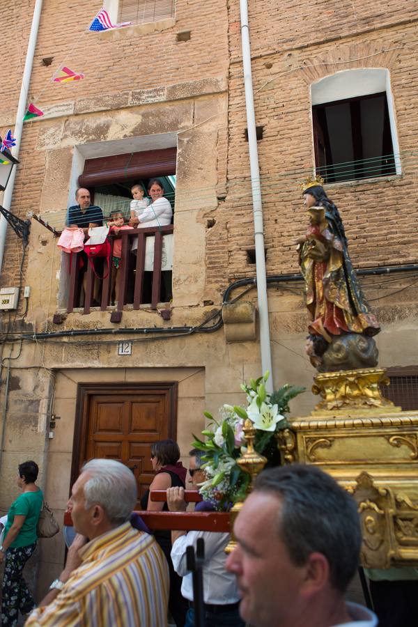 Procesión y degustaciones en Navarrete