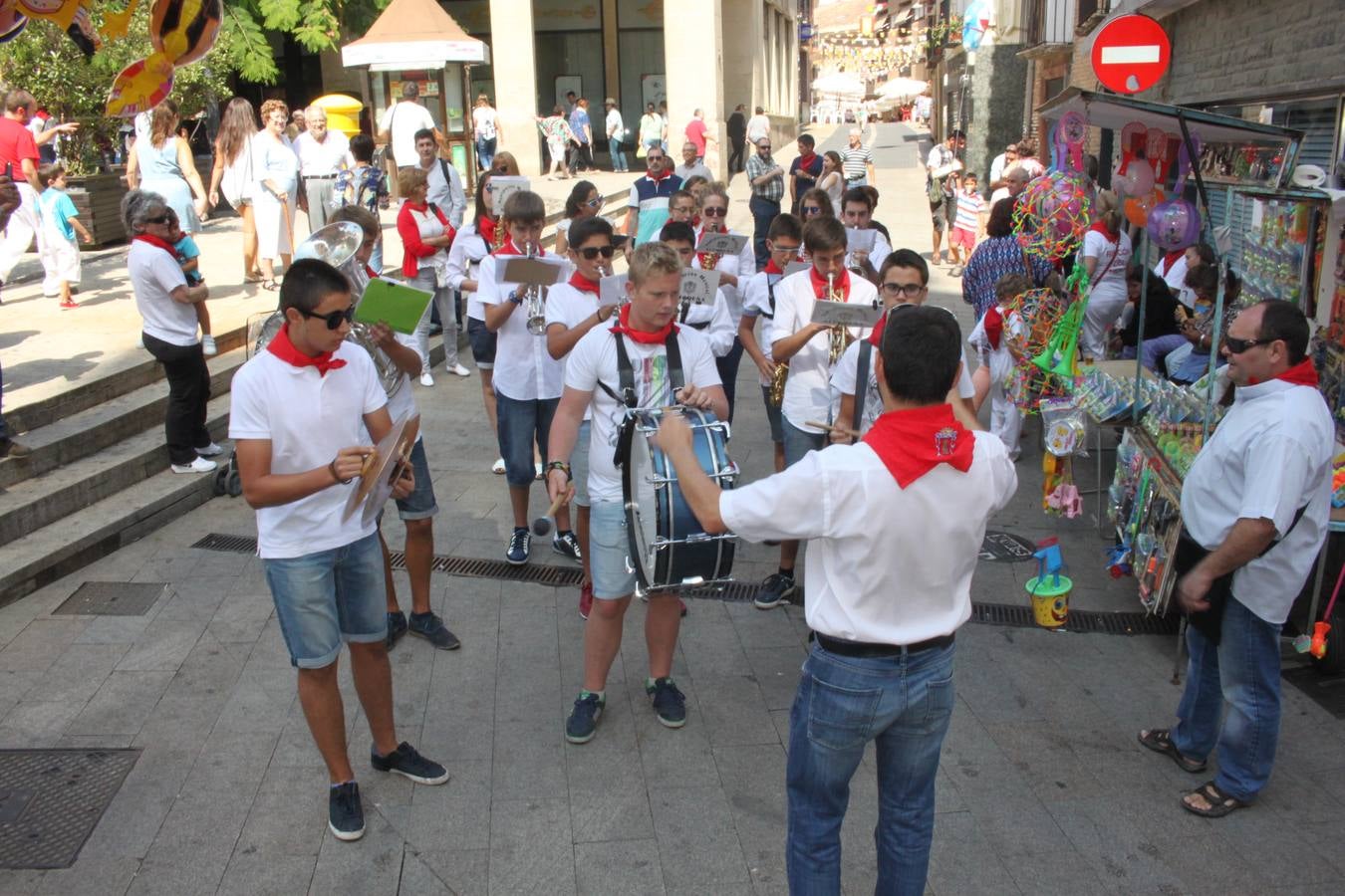 Los mayores centran el cuatro día de fiestas de Alfaro