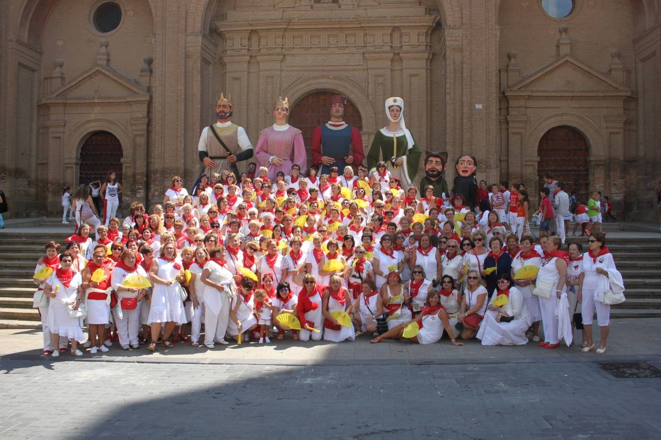 Alfaro dedica la jornada a las mujeres en su quinto día de fiestas