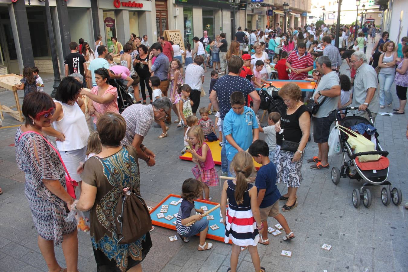 Arnedo flipa con malabares