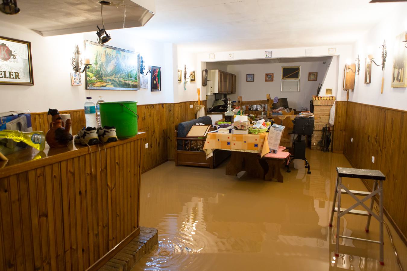 Primeras horas tras la tromba de agua de San Asensio