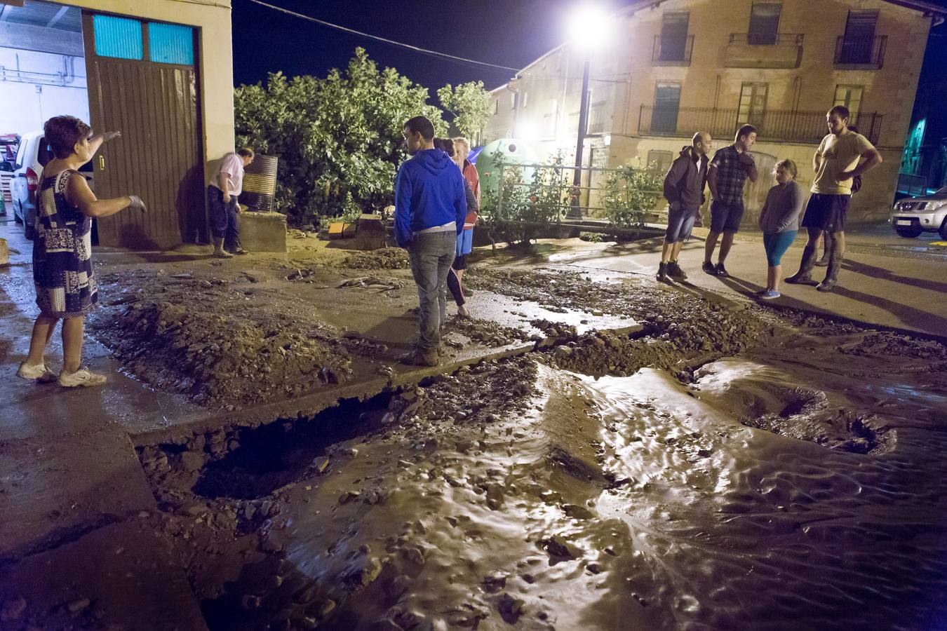 Primeras horas tras la tromba de agua de San Asensio