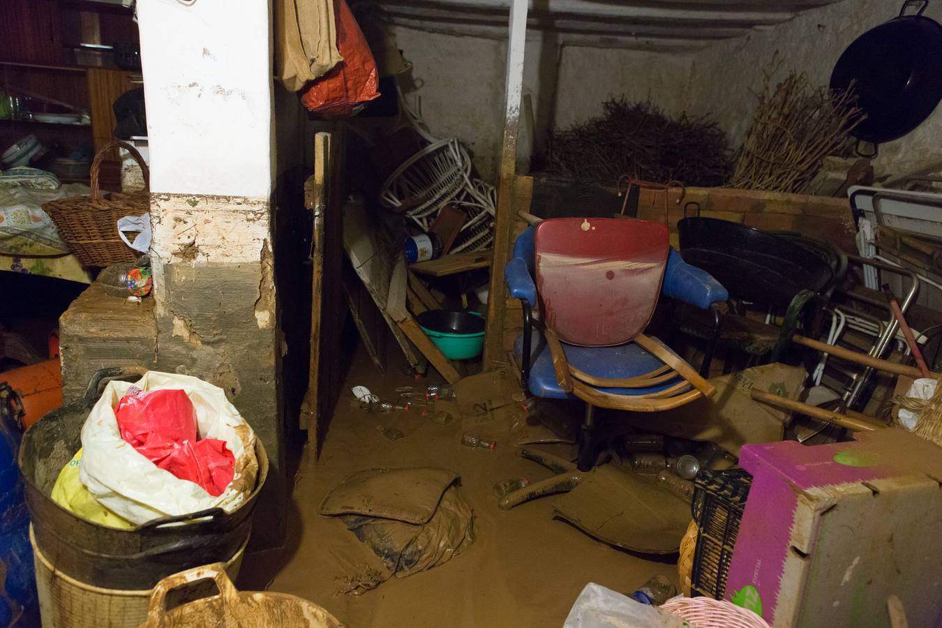 Primeras horas tras la tromba de agua de San Asensio