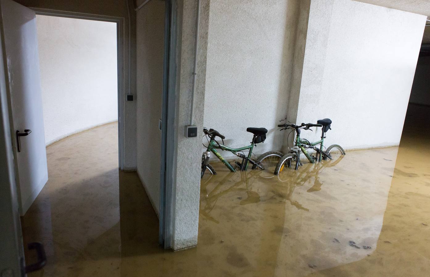 Primeras horas tras la tromba de agua de San Asensio