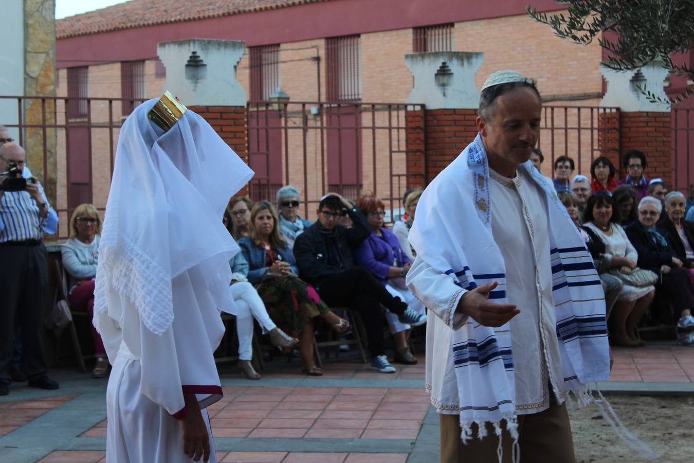 La Canilla representa en Calahorra el ritual de una boda judía