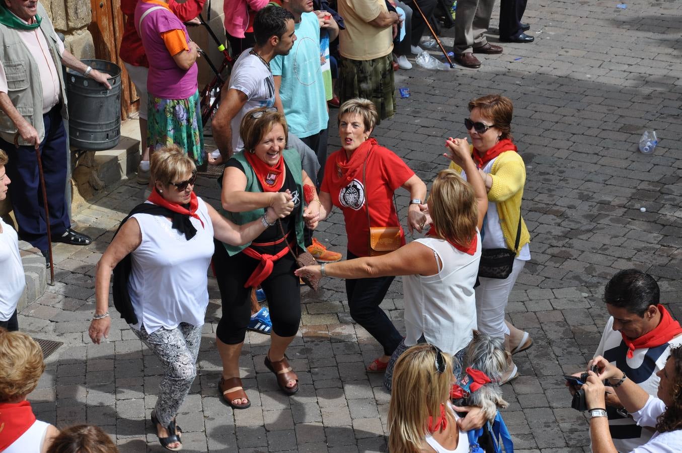 Agua para empezar las fiestas de San Vicente