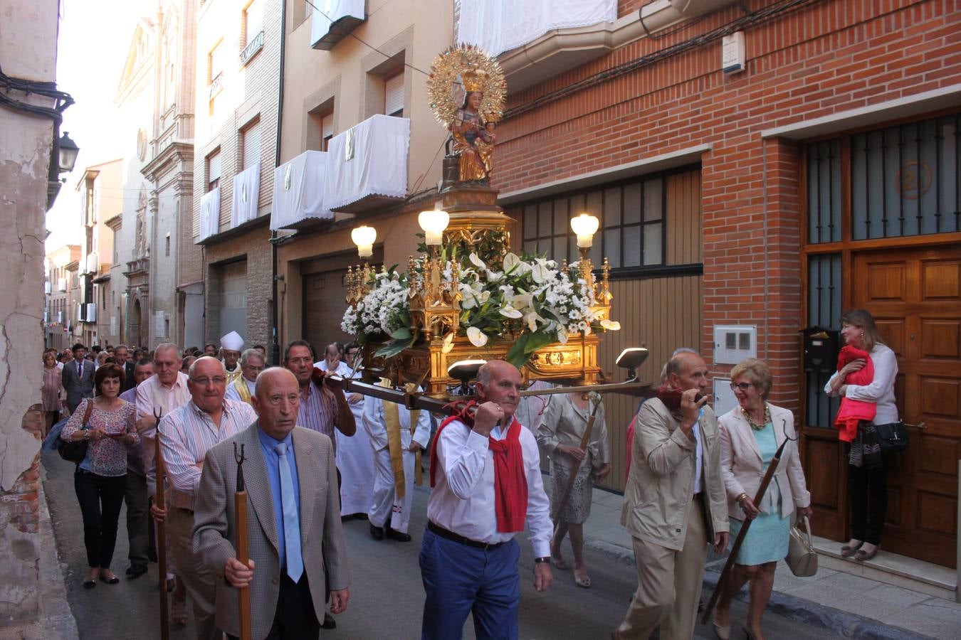 Alfaro cierra las fiestas del Burgo