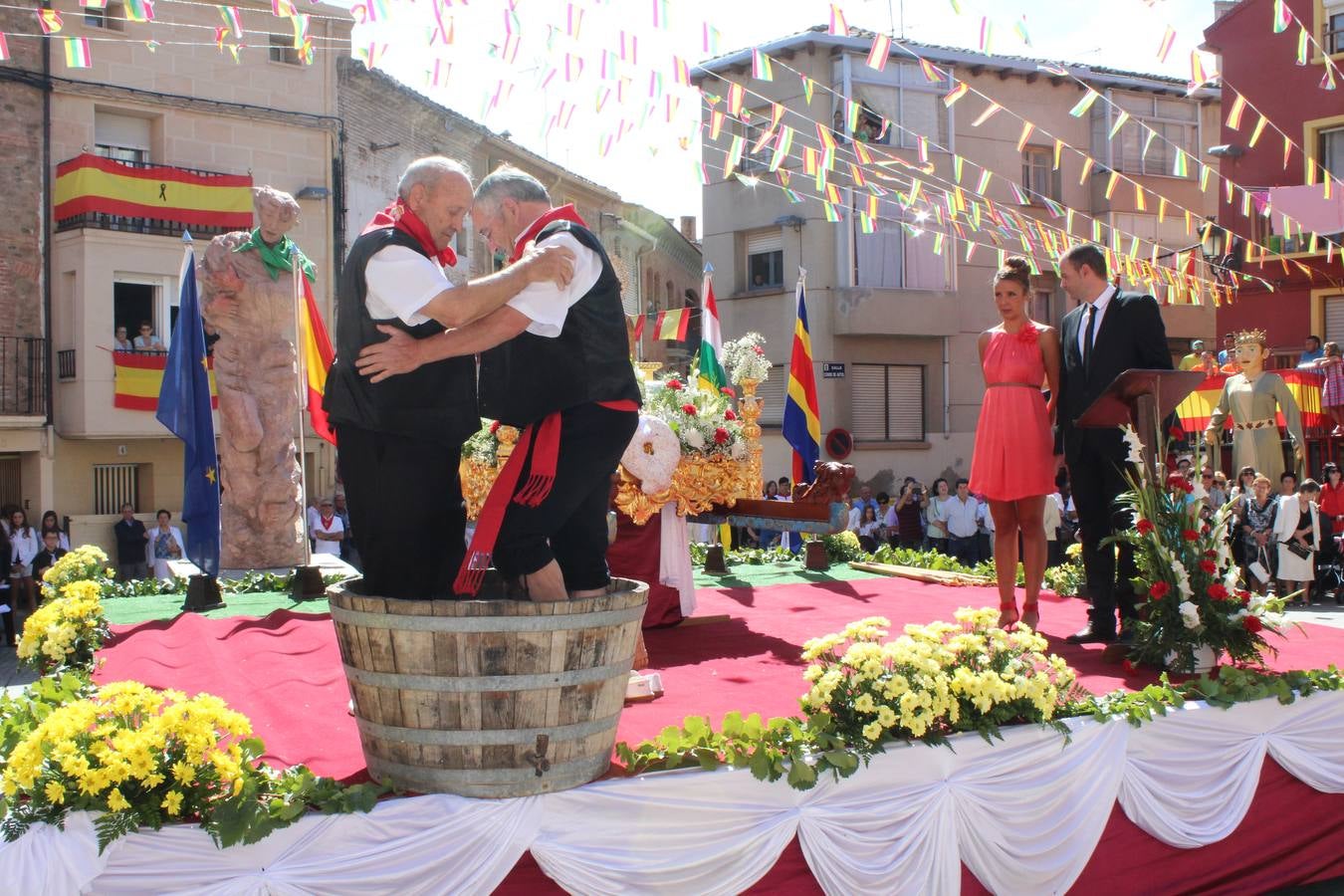 Autol, de procesión por San Adrián y Santa Natalia