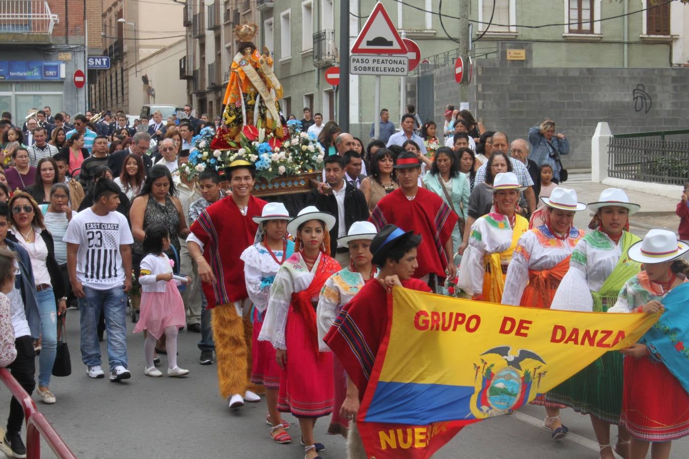 La comunidad ecuatoriana celebra la Virgen del Cisne en Alfaro