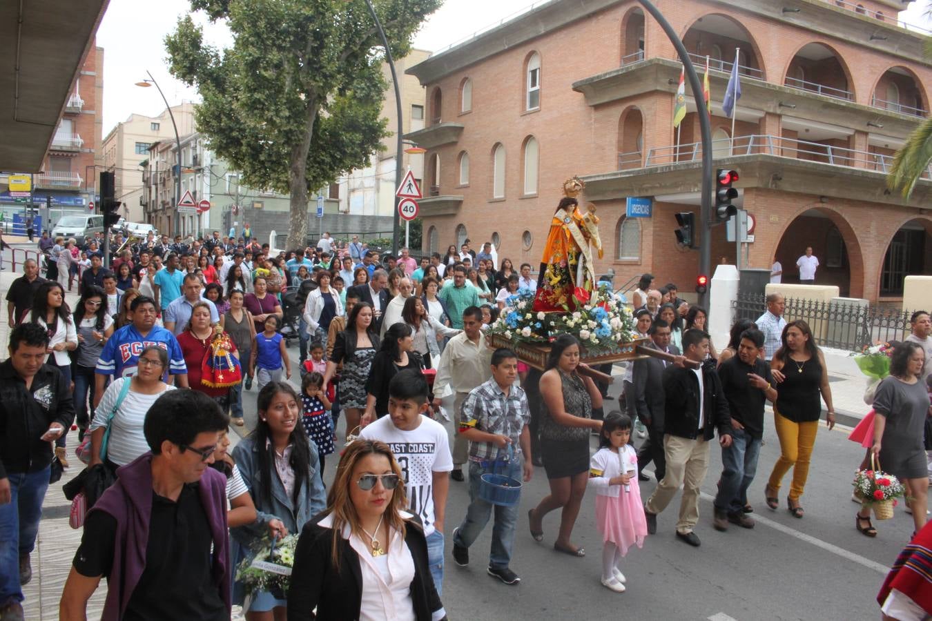 La comunidad ecuatoriana celebra la Virgen del Cisne en Alfaro