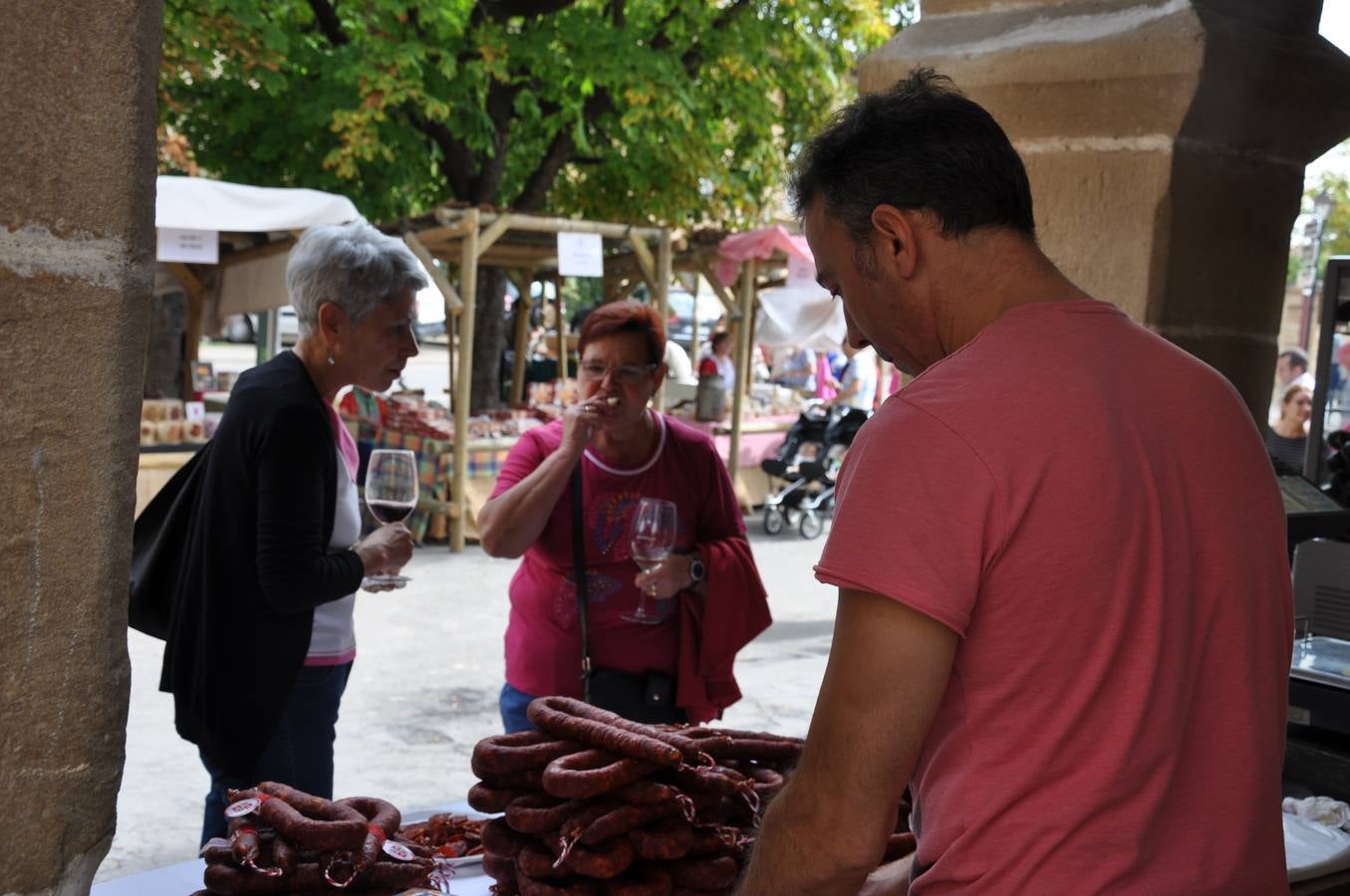 Mercado de la vendimia en Ollauri