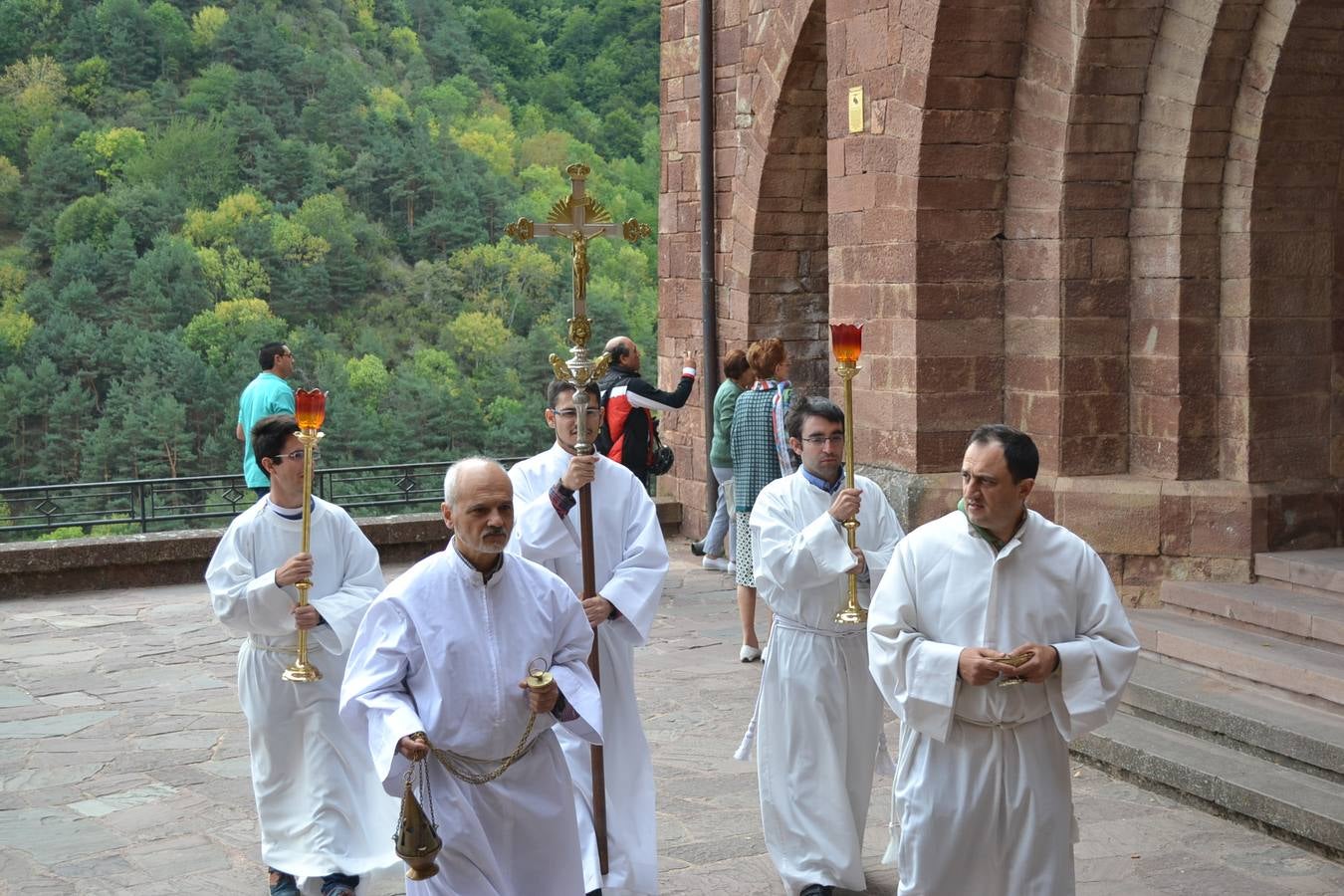 Valvanera celebra el Día de la Diócesis y la Patrona