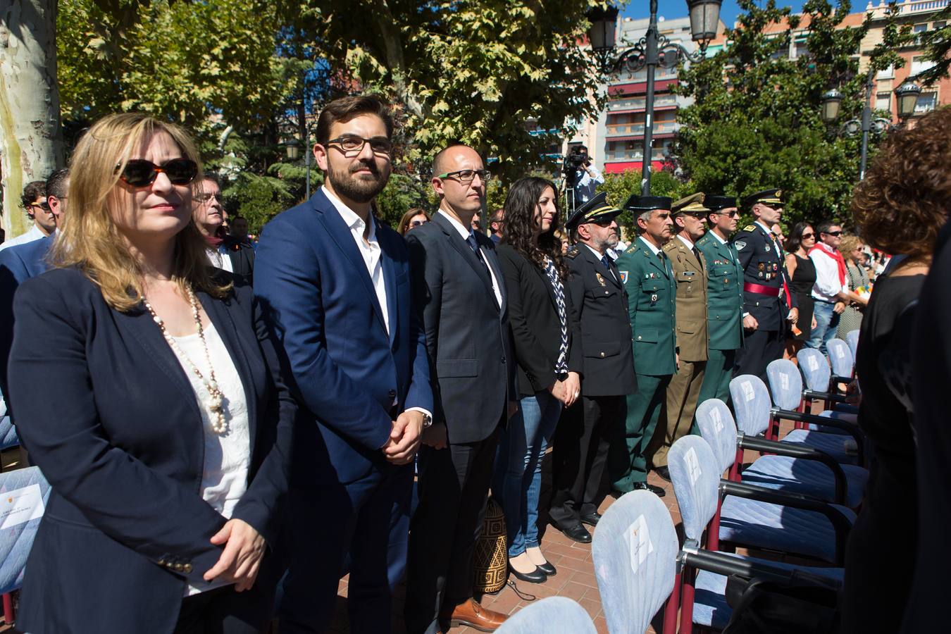 Ceniceros preside su primer pisado de la uva (III)