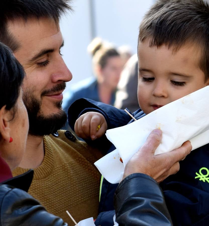 &#039;Pinchando&#039; en la Plaza del Mercado