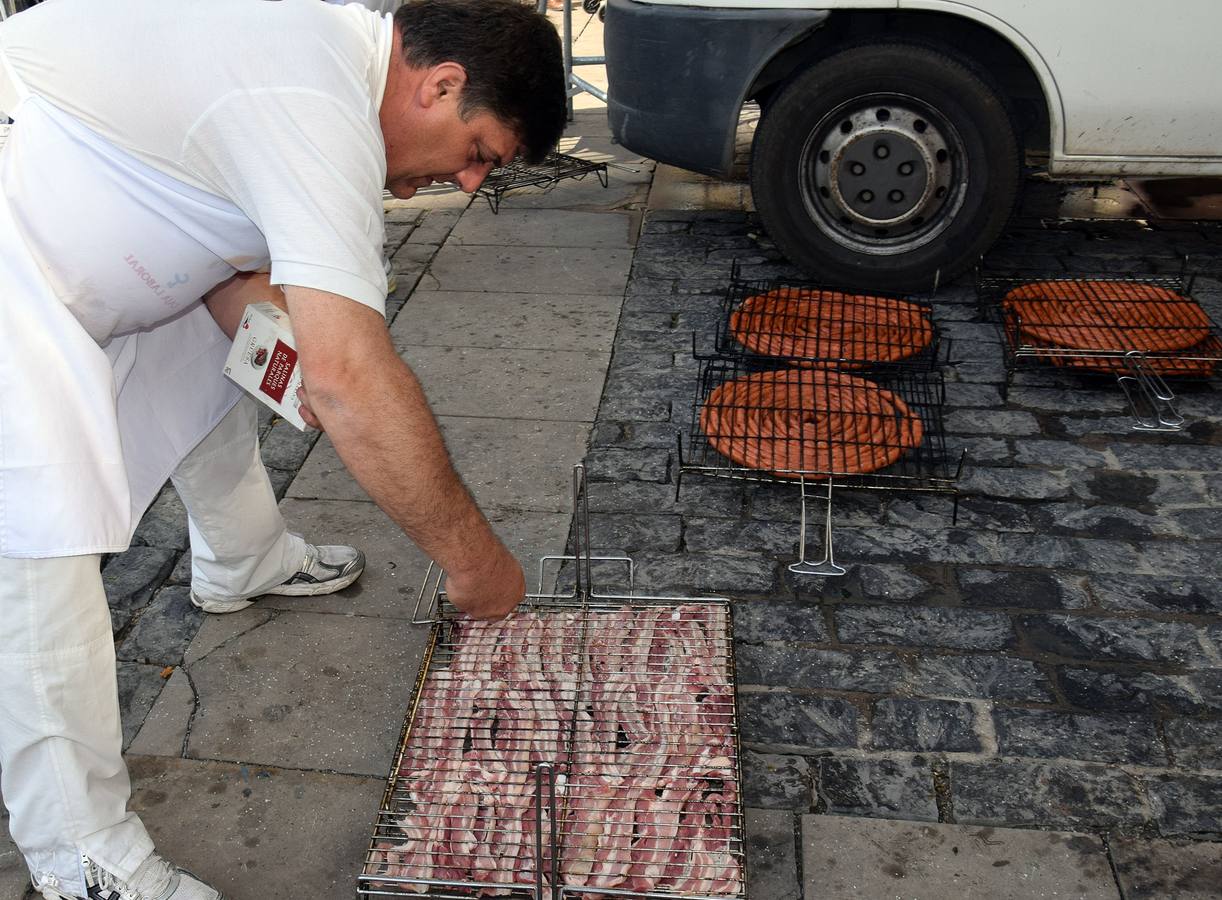 &#039;Pinchando&#039; en la Plaza del Mercado