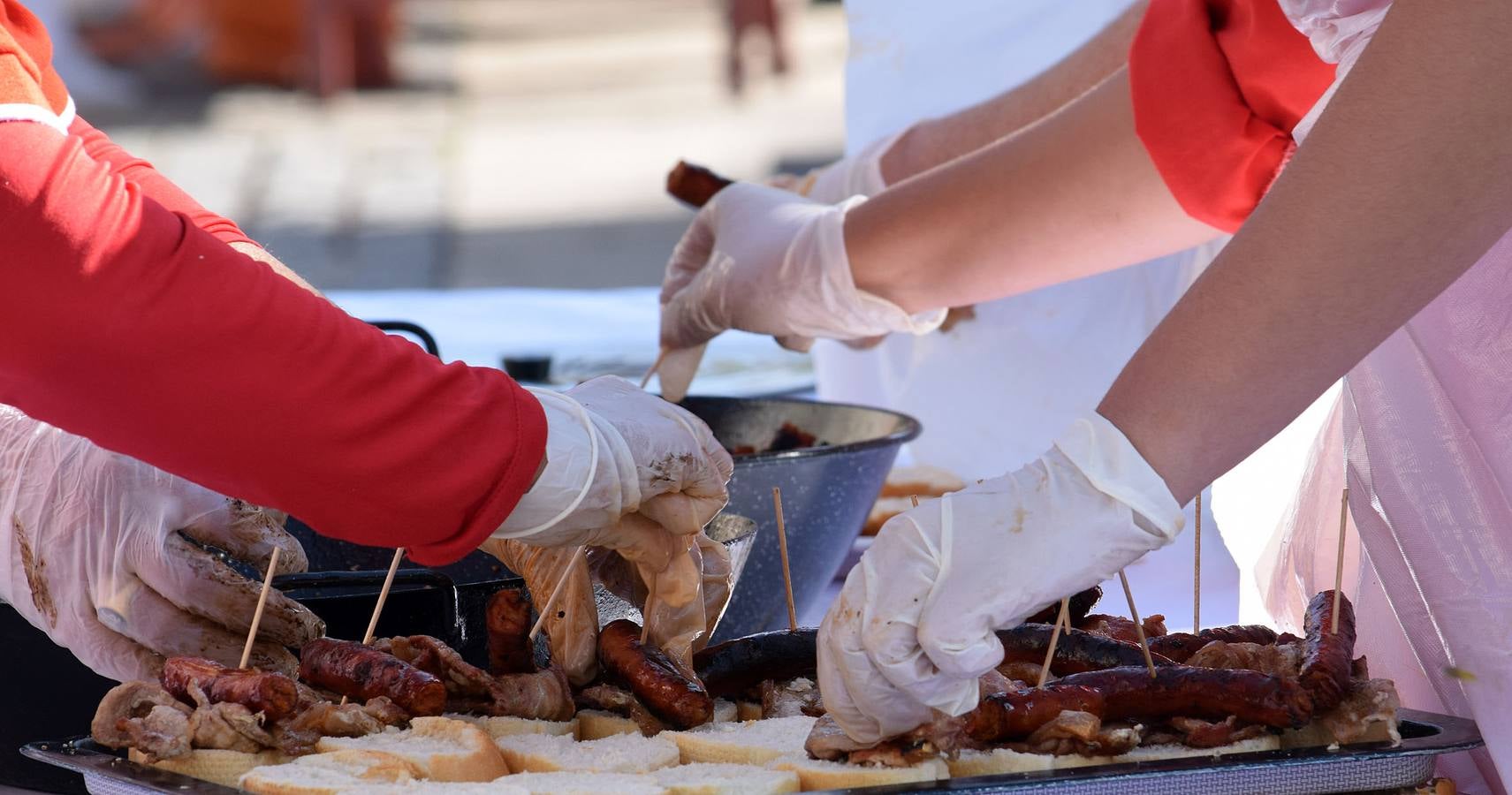 &#039;Pinchando&#039; en la Plaza del Mercado