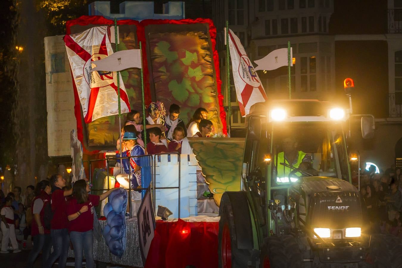 San Mateo: desfile de carrozas