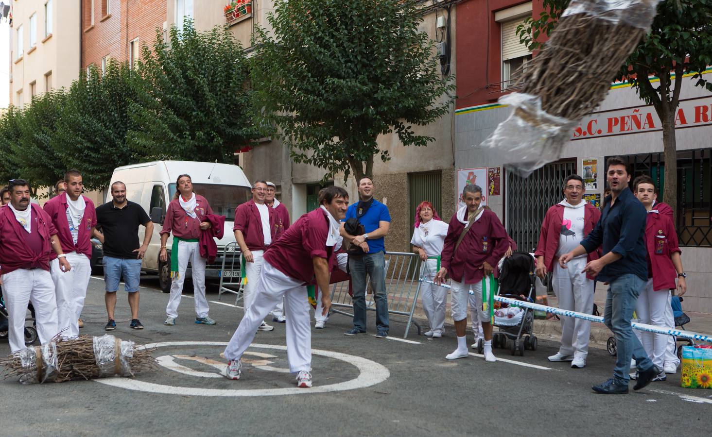 II Certamen de lanzamiento de gavillas