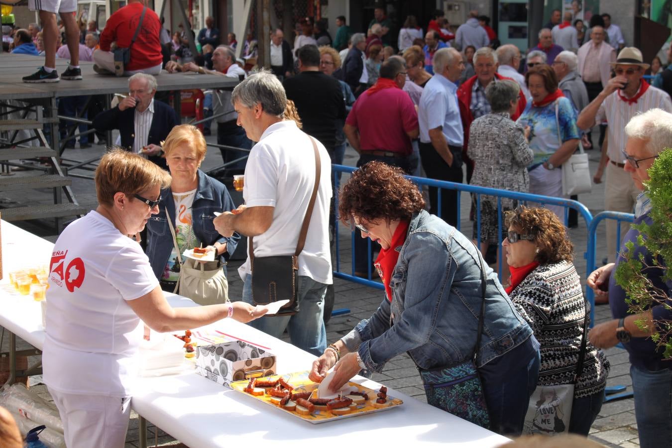 Encierro, Gorgorito, degustaciones...en el cuarto día de fiestas de Arnedo