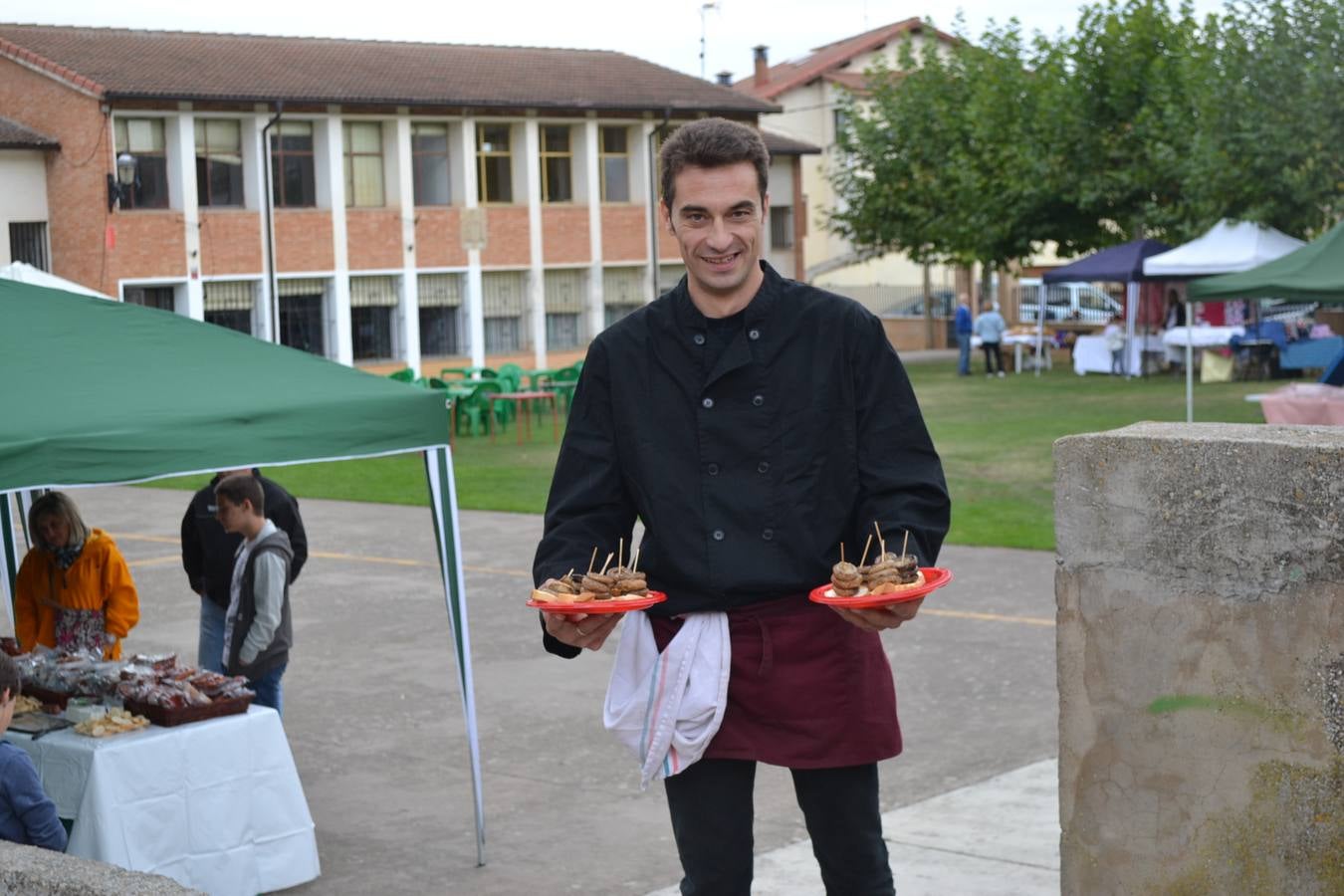 El tiempo desapacible no pudo con el festival del salchichón de Matute