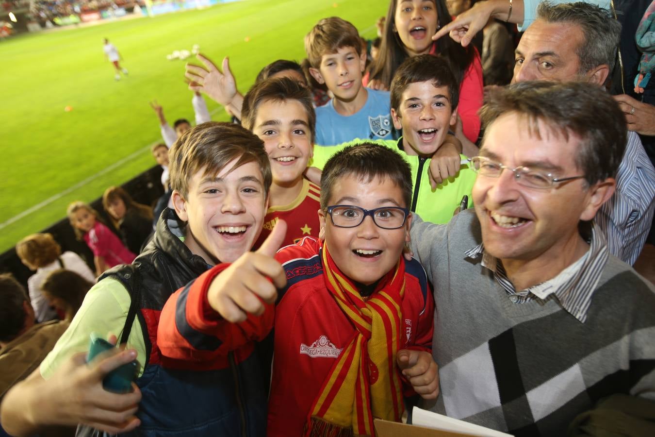 Logroño arropa a la selección en su entrenamiento en Las Gaunas
