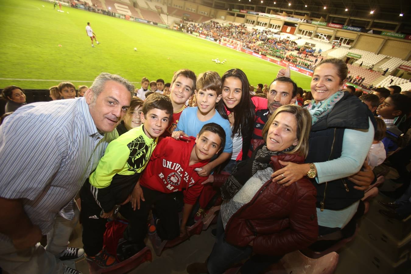 Logroño arropa a la selección en su entrenamiento en Las Gaunas