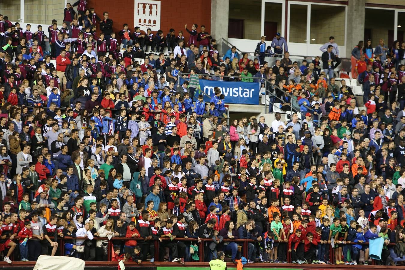 Logroño arropa a la selección en su entrenamiento en Las Gaunas