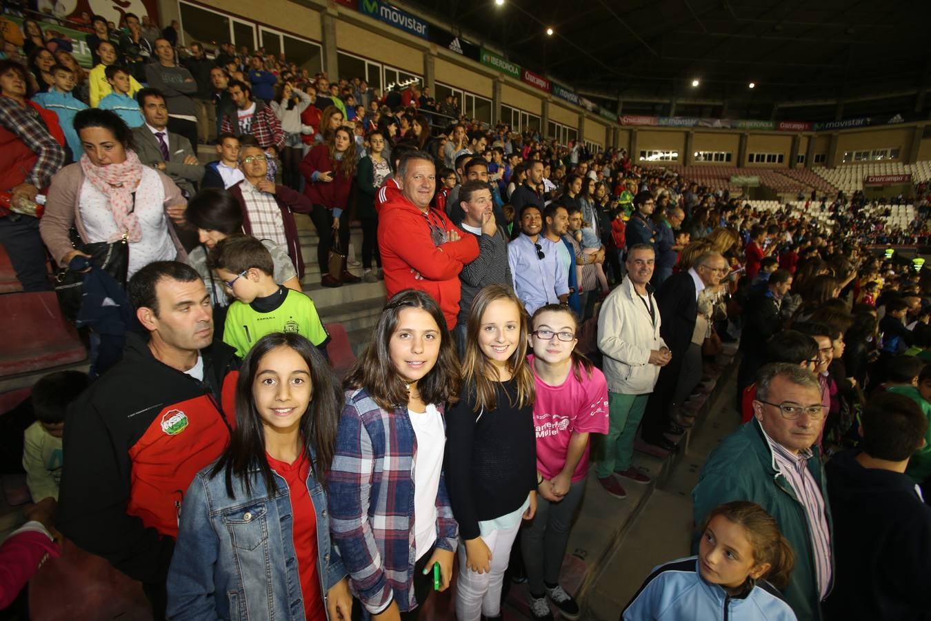 Logroño arropa a la selección en su entrenamiento en Las Gaunas